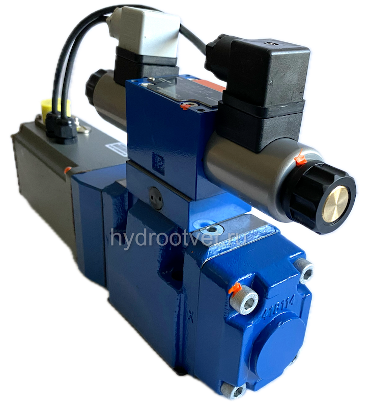 4WRKE10W6-100L-3X/6EG24ETK31/A1D3M - Пропорциональный распределитель с обратной связью по положению золотника и со встроенным усилителем (OBE), Ду10, A1 = ±10 В, номинальный расход 100 л/мин, схема W6-, каналы управления ET = X и Y - внутренние