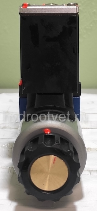 4WREE6E1-16-2X/G24K31/A1V - Пропорциональный распределитель с обратной связью по положению золотника со встроенным усилителем Ду6, A1 = ±10 В, номинальный расход 16 л/мин, схема E1-