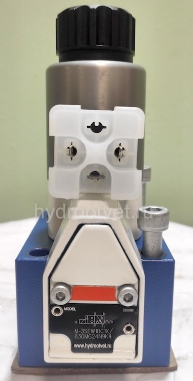 M-4SEW10D1X/630MG24N9K4 - Гидрораспределитель седельного типа Ду 10 с электроуправлением на 630 бар, схема D