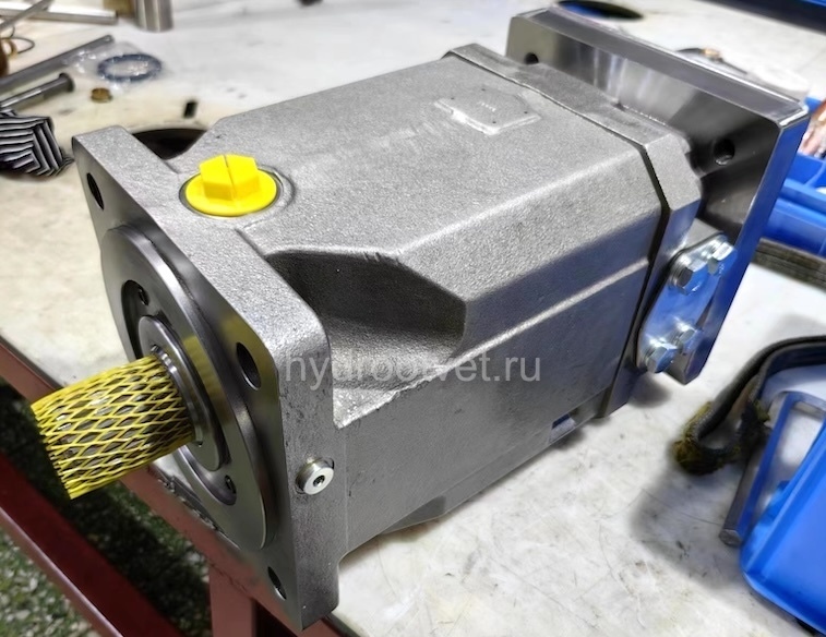 A4FO500/30R-PPH25N00 - Насос аксиально-поршневой постоянной производительности с планшайбой, рабочий объем 500 см3, номинальное давление 400 бар