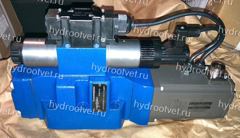 4WRTE16V1-125L-4X/6EG24K31/A1M - Пропорциональный быстродействующий распределитель с обратной связью по положению золотника и со встроенным усилителем (OBE), Ду16, A1 = ±10 В, номинальный расход 125 л/мин, схема V1-, каналы управления X и Y = внешние