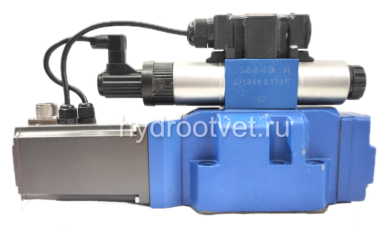 4WRTE16V200L-4X/6EG24K31/A1M - Пропорциональный быстродействующий распределитель с обратной связью по положению золотника и со встроенным усилителем (OBE), Ду16, A1 = ±10 В, номинальный расход 200 л/мин, схема V, каналы управления X и Y = внешние
