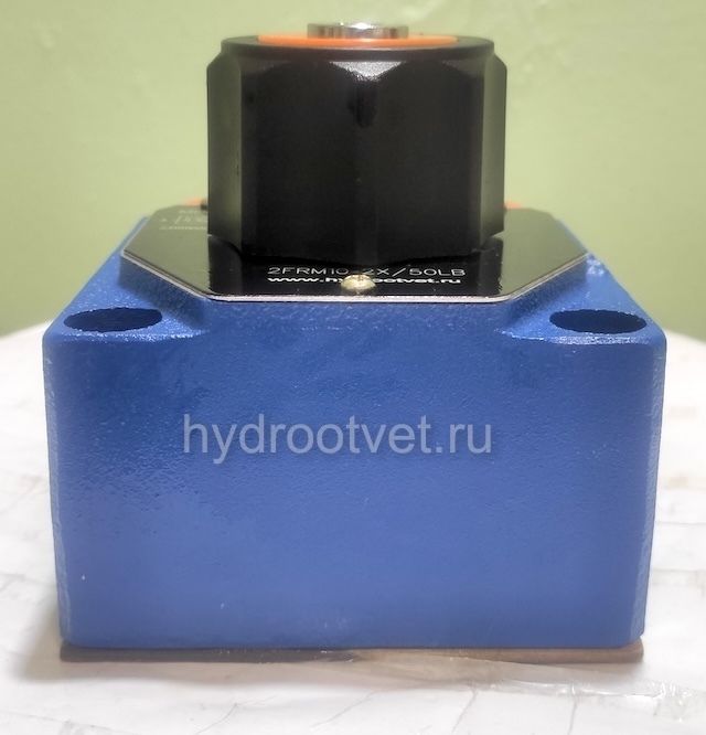 2FRM10-2X/25L - Регулятор расхода Ду10 для монтажа на плиту, номинальный расход 25 л/мин, регулировка компенсатора - нет