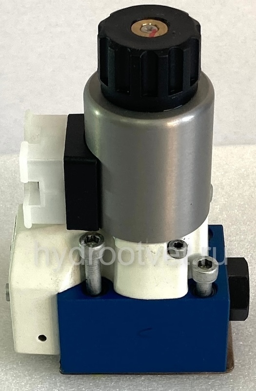 M-3SEW6C3X/420MG24N9K4/P - Гидрораспределитель седельного типа Ду 6 с электроуправлением на 420 бар, схема C, обратный клапан - P = встроенный