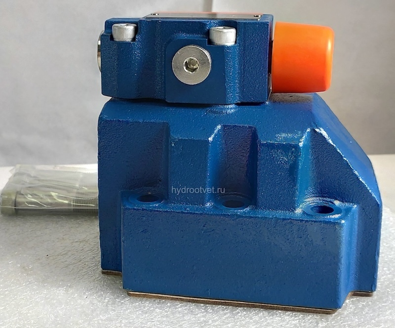 DR30-5-5X/315Y - Редукционный клапан непрямого действия Ду32 с обратным клапаном с давлением регулировки до 315 бар