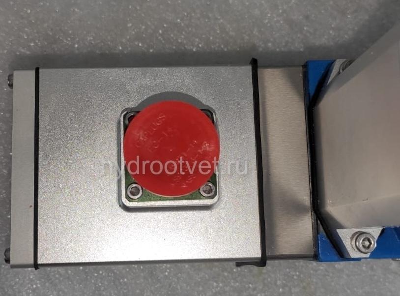 MOOG D661 аналог - SFD234 - Сервоклапан Ду10 двухкаскадный типа струйная трубка с D = электрическая обратная связь, притычная поверхность по ISO 4401-05. Со встроенной электроникой