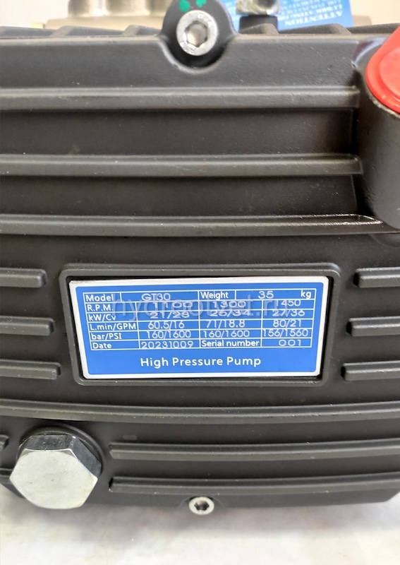 GT30-80-17 - Плунжерный насос, расход 80 л/мин, давление до 17 МПа