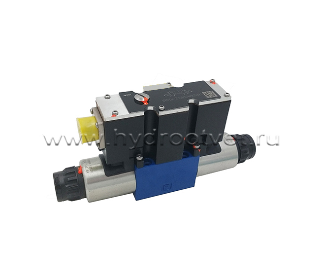 3DREPE6C-2X/45EG24K31/A1M - Пропорциональный редукционный клапан Ду 6 трехлинейный (пилот) со встроенным усилителем (OBE), A1 = ±10 В, давление регулировки до 45 бар, схема C