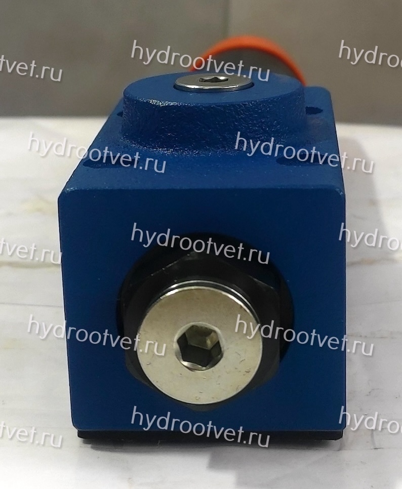 DR6DP2-5X/210Y - Редукционный клапан Ду 6 трехлинейный, прямого действия с давлением настройки до 210 бар, с элементом регулировки: 2 = винт, обратный клапан - есть