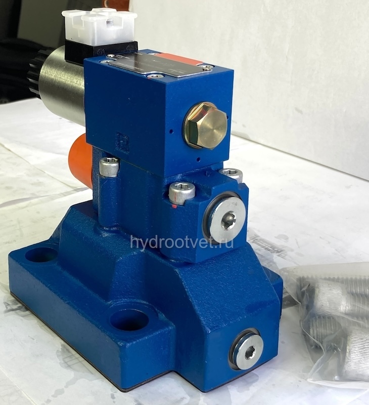 DBW30B2-5X/350CG24N9K4 - Предохранительный клапан Ду32 с давлением настройки до 350 бар, управление - X и Y - внутренние с разгрузкой B = открыт с электроуправлением G24