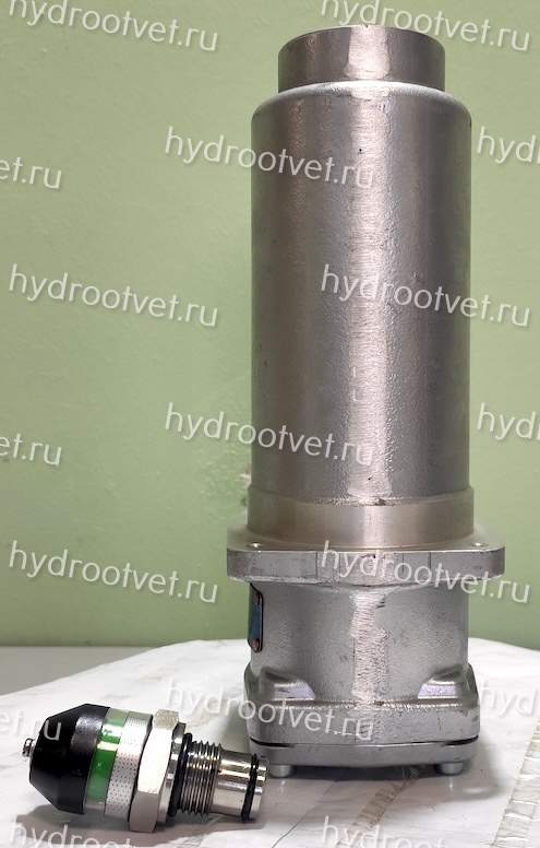 WKLFBN/HC60IC10D1.1/-L24 - Линейный фильтр гидравлический одинарный модели LF тонкость фильтрации 10 мкм, типоразмер 60, вид присоединения: резьба G3/4, материал корпуса - алюминий, рабочее давление до 100 бар, визуально-электрический (лампа с напряжением