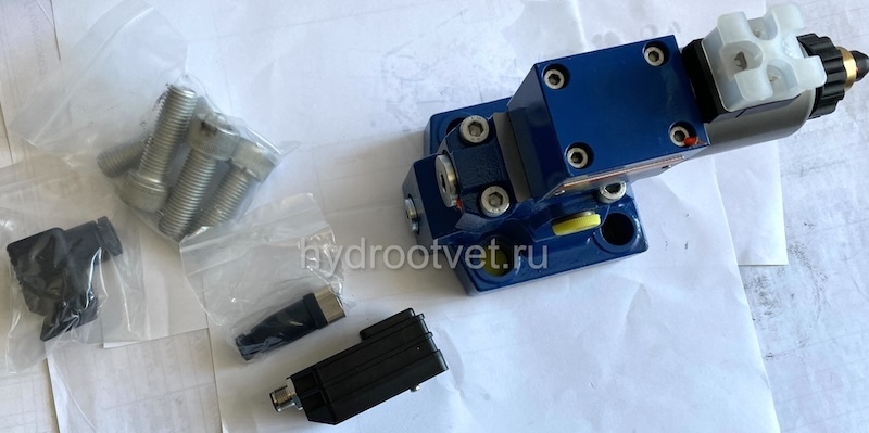 DBEME20-7X/200Y-8G24K31A1M - Пропорциональный предохранительный клапан со встроенным усилителем (OBE), Ду25, , регулировка давления до 200 бар, сигнал управления 0–10 В