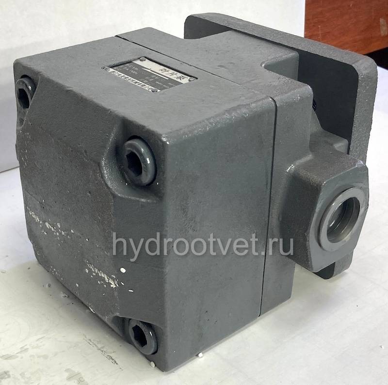 YB1-63U - Пластинчатый нерегулируемый насос с рабочим объемом 63 см3, взаимозаменяем с насосом НПл 63/6.3