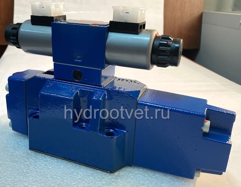 4WRZ16E100-7X/6EG24N9ETK4/D3V - Пропорциональный распределитель Ду16 без усилителя, номинальный расход 100 л/мин, схема E, каналы управления ET - X и Y - внутренние