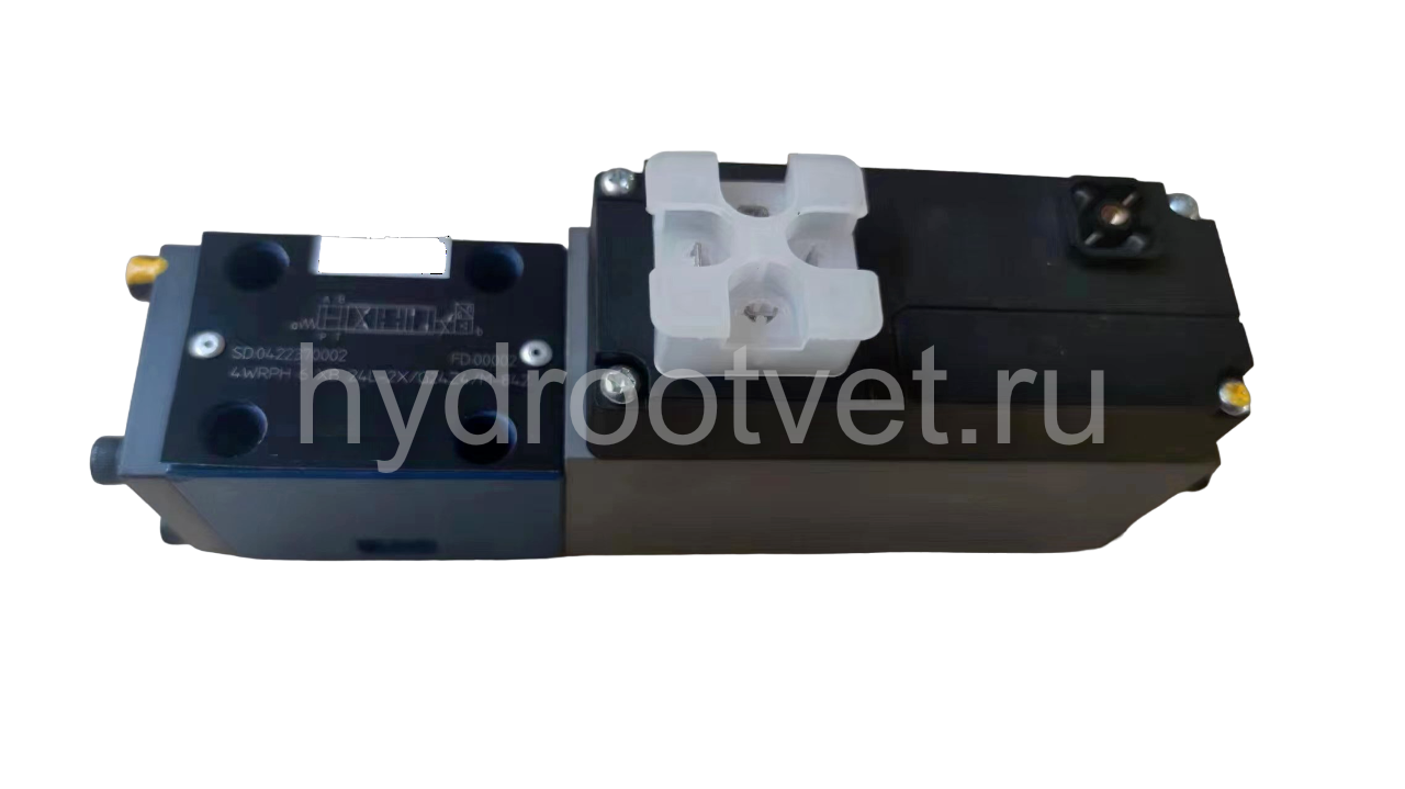 4WRPH6C4B24L–2X/G24Z4/M - Сервораспределитель Ду6 с обратной связью по положению золотника без усилителя, номинальный расход 24 л/мин, характеристика L - линейная, схема C4