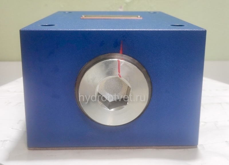 DBDS30P1X/200 - Предохранительный клапан прямого управления Ду30, давление регулировки до 200 бар, тип монтажа - на плиту, элемент регулировки S = винт