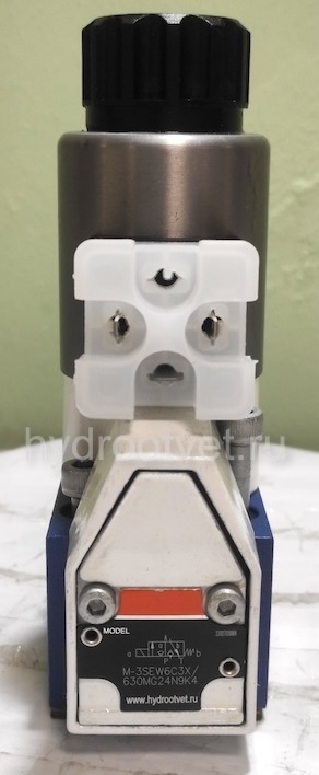 M-3SEW6C3X/630MG24N9K4 - Гидрораспределитель седельного типа Ду 6 с электроуправлением на 630 бар, схема C