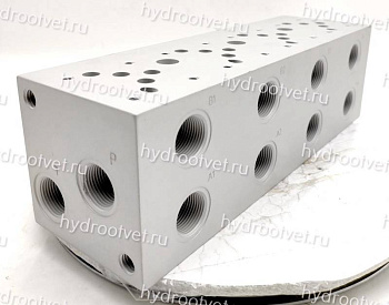 PD10-10A4-AL - четырехместная плита для гидравлических распределителей и клапанов NG10