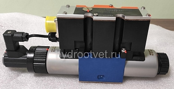 4WREE6V16-2X/G24K31/A1V - Пропорциональный распределитель с обратной связью по положению золотника со встроенным усилителем Ду6, A1 = ±10 В, номинальный расход 16 л/мин, схема V